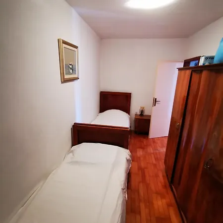 Vikendica Podgrade Apartment